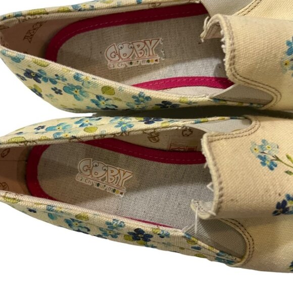 Goby flats Women's 38 US 7.5 white beige blue floral print canvas round toe - Picture 4 of 9